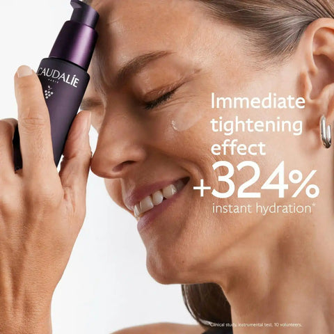 Anti-Aging Serum with Niacinamide and Hyaluronic Acid